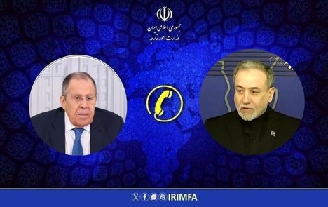 عراقچی با همتای روسی گفت و گو کرد