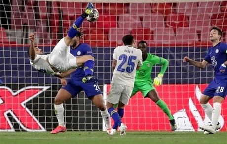 مهمترین جایزه فردی تاریخ فوتبال ایران در انتظار طارمی