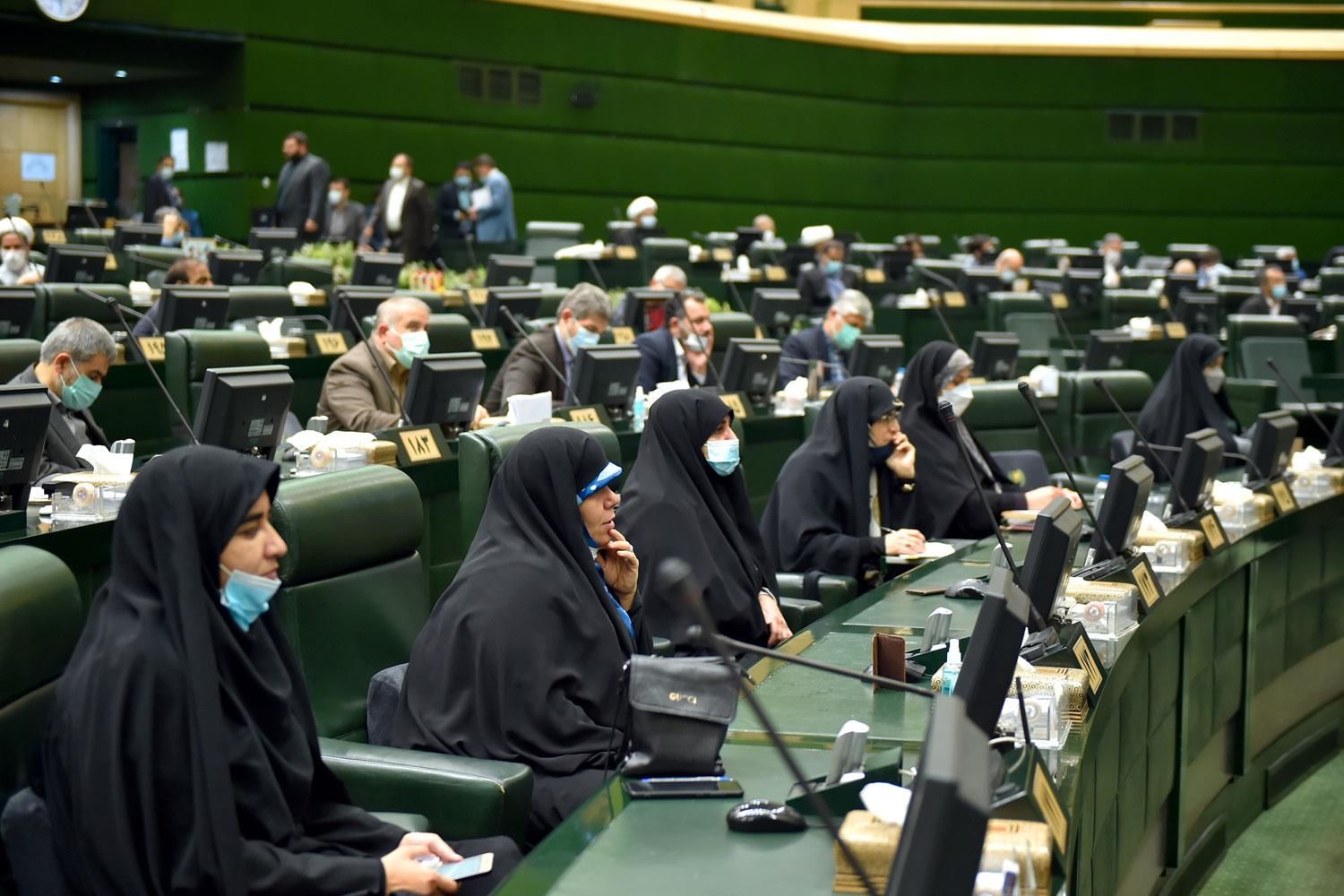 به مناسبت روز مجلس، نشست مشترک مجلس شورای اسلامی و دولت
