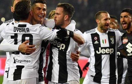 تداوم صدرنشینی یوونتوس با گل‌های رونالدو و دیبالا 