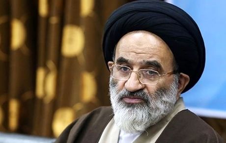 نمی‌توانیم یارانه حج بپردازیم / مردم خودشان هزینه سفر به حج را تامین کنند