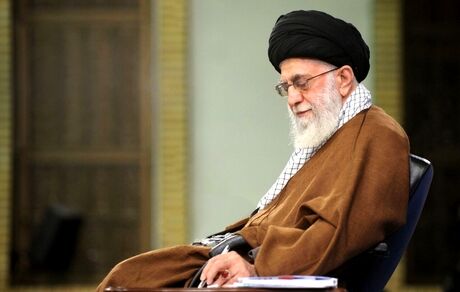 پیام رهبر معظم انقلاب درخصوص حادثه آتش سوری اسکله شهید رجایی
