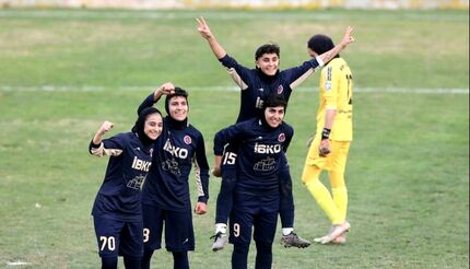 بازی بزرگ لیگ برتر فوتبال بانوان را خاتون بم برد