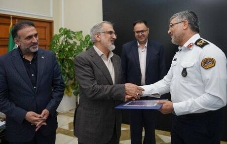 تقدیر مدیرعامل بانک مسکن از تلاش‌های جهادی پلیس راهور در برقراری نظم و امنیت اجتماعی
