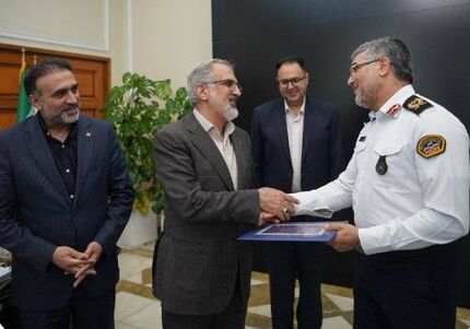 تقدیر مدیرعامل بانک مسکن از تلاش‌های جهادی پلیس راهور در برقراری نظم و امنیت اجتماعی

