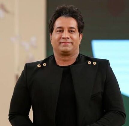 «امید جهان» خواننده مشهور درگذشت