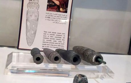 کشف رژ لب ۳۶۰۰ ساله در ایران