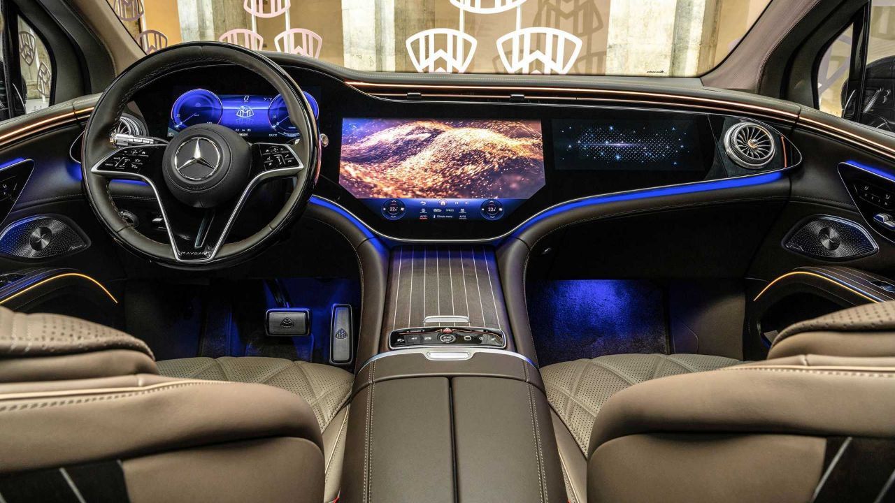مرسدس بنز لوکس EQS SUV Maybach