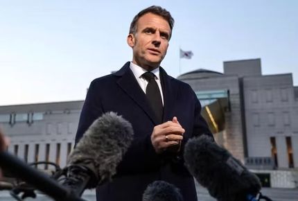 مکرون: درخصوص بازگشایی تنگه هرمز با ایران رایزنی خواهم کرد