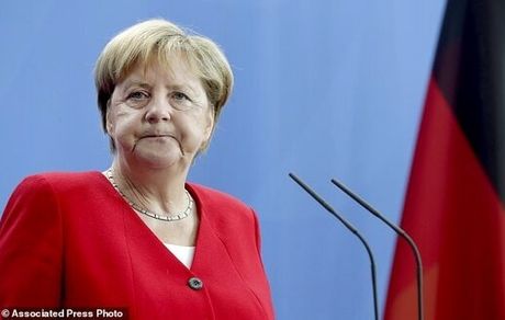 واکنش مرکل به پیروزی جانسون