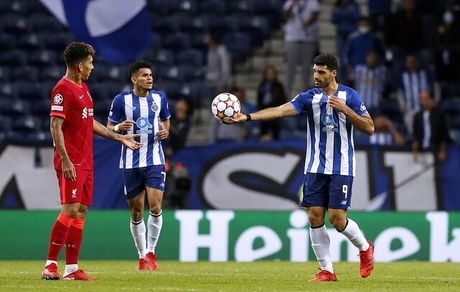 طارمی جایزه پوشکاش را می‌خواهد