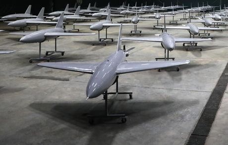 اضافه شدن ۱۰۰۰ فروند پهپاد راهبردی به سازمان رزم ارتش