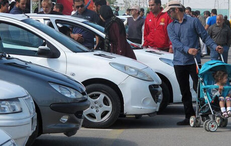 روند کاهشی قیمت خودرو در بازار ادامه خواهد داشت؟