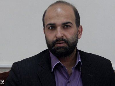 یکی از برنامه های اساسی وزارت ارشاد ایجاد تبادلات اقتصاد هنر است