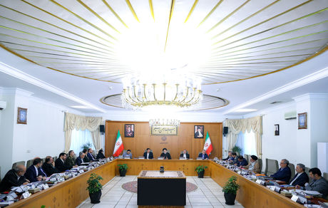 تاکید بر ضرورت «مبارزه با فساد» و مقابله با هرگونه «تبعیض و روابط ناسالم اداری»