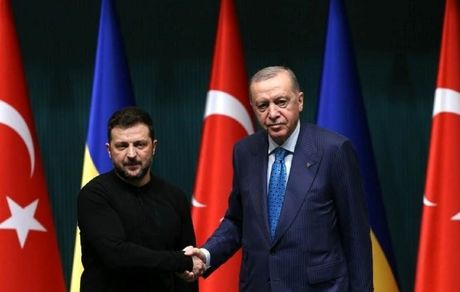زلنسکی برای مذاکره با اردوغان به ترکیه رفت