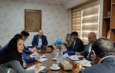 
ایوانف: داوری فوتبال ایران را با فغانی می‌شناسند
