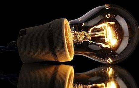 بدلیل شرایط خاص برق، فعالیت شرکت‌های فولادی و سیمانی متوقف شد