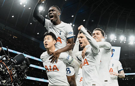 تاتنهام، نیوکاسل را در هم کوبید