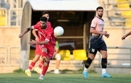 دیدار دوستانه پرسپولیس و نساجی مساوی شد