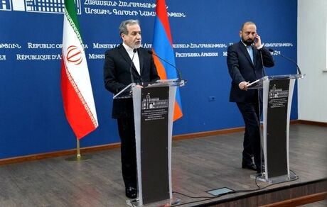 عراقچی: فعلا به نامه ترامپ جواب نداده‌ایم / تحت فشار حداکثری با آمریکا مذاکره مستقیم نمی‌کنیم