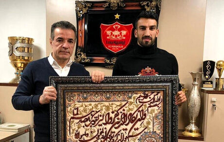 عذرخواهی کاپیتان پرسپولیس از استقلالی‌ها در پست خداحافظی