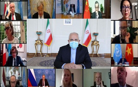 ظریف: منطقه باید میان صلح و بی ثباتی یکی را انتخاب کند