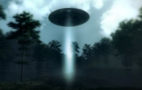 سازمان هوانوردی آمریکا وجود یوفوها را تایید نکرد/ ناسا پیگیر ماجرا است