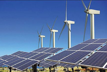 نخستین نیروگاه مرکز خورشیدی حمایتی کشور در روستای پنداس کاشان افتتاح شد