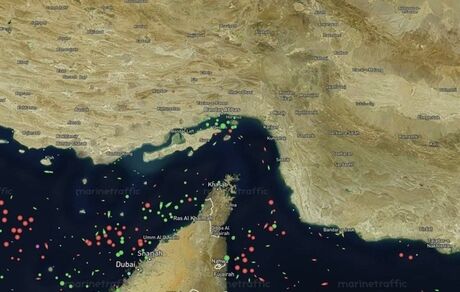 بی‌بی‌سی: عبور ۳ کشتی با پرچم ایران از تنگه هرمز علی‌رغم دستور محاصره ترامپ