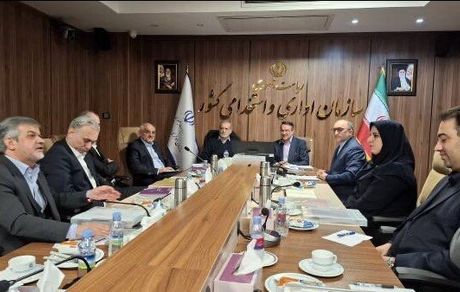 حضور سرزده رئیس جمهور در سازمان اداری و استخدامی کشور 