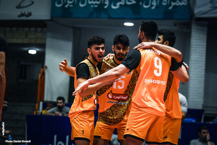 شهداب یزد به نیمه نهایی لیگ برتر والیبال رسید