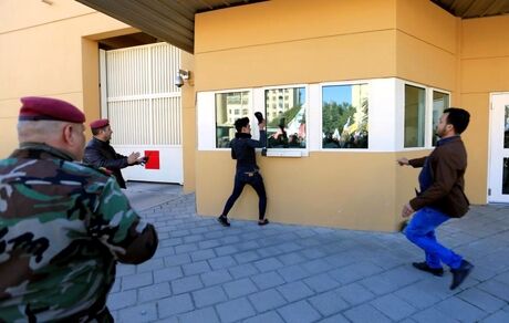 گردان‌های حشدالشعبی به حالت رزم درآمدند/ دستور آمریکا برای تخلیه فوری سفارتش در عراق