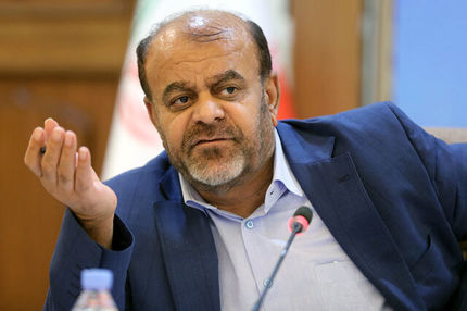 وزیر راه و شهرسازی: بودجه وزارتخانه کمتر از ساخت ۱۶۰ کیلومتر راه‌آهن است