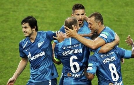 تداوم صدرنشینی زنیت در حضور سردار 