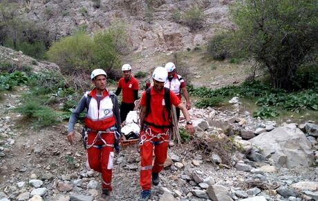 جسد مرد گمشده در ارتفاعات کاشمر پیدا شد