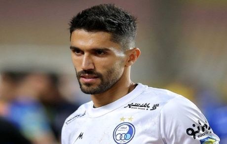 شکایت پلیس از گلر استقلال، حسینی را به دادسرا کشاند