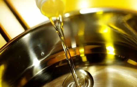 بلاتکلیفی ارزی صنعت روغن نباتی/ نگرانی در خصوص بروز مشکل در تولید روغن صنف و صنعت