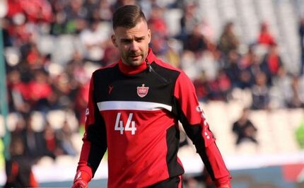 قرارداد ۹٬۴۵۰٬۰۰۰٬۰۰۰ برای دروازه‌بان کروات پرسپولیس