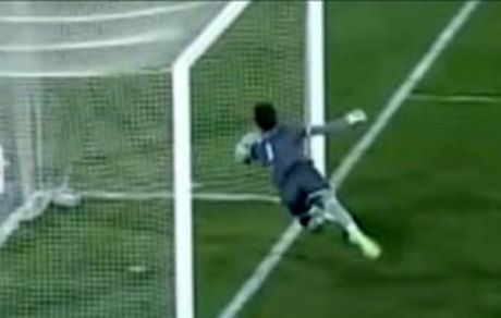 انتشار عکسی که اشتباه داور بازی پرسپولیس و گل‌گهر را ثابت می‌کند