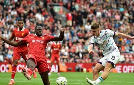 لیگ برتر انگلیس: لیورپول و چلسی بردند / منچستریونایتد متوقف شد