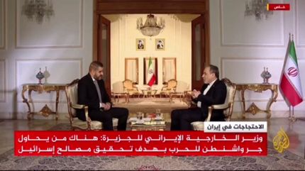 عراقچی: برای همه گزینه‌ها چون جنگ و دیپلماسی آماده‌ایم