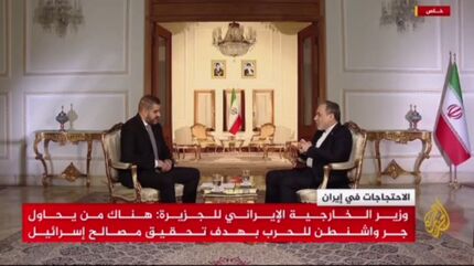 عراقچی: برای همه گزینه‌ها چون جنگ و دیپلماسی آماده‌ایم