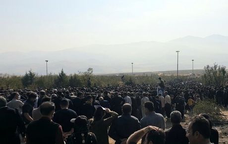 خبرگزاری ایسنا: مراسم چهلمین روز در گذشت مهسا امینی در جوی آرام برگزار شد