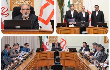 خورسندیان: اجرای اصول حاکمیت شرکتی در بانک بهبود عملکرد و شفافیت مالی را در پی دارد/ تحول دیجیتال باعث تسریع در انجام فرآیندها و ارتقای کسب و کار می شود
