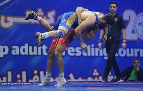 نفرات برتر ۵ وزن نخست رقابت های کشتی فرنگی قهرمانی کشور مشخص شدند