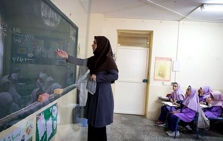 ثبت نام نقل وانتقال فرهنگیان از این ماه/ پبشنهاد احتساب سوابق معلمان غیردولتی در آزمون استخدامی