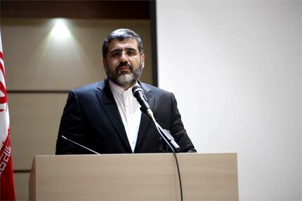 وزیر ارشاد: بخش مهمی از نیاز صنعت نشر را برطرف کرده‌ایم