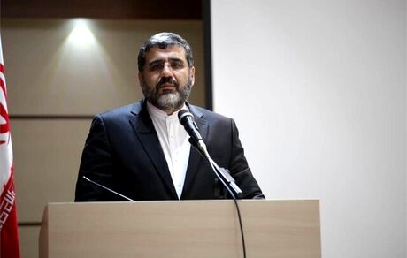 وزیر ارشاد: بخش مهمی از نیاز صنعت نشر را برطرف کرده‌ایم