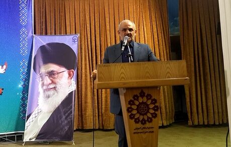 

وزیر آموزش‌ و پرورش: دانشجو معلمان «عیدی» دریافت می‌کنند


